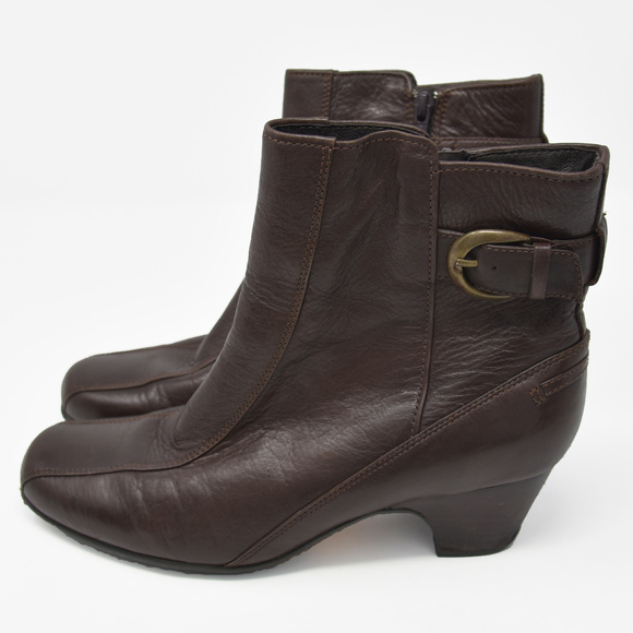 clarks zip ankle boots